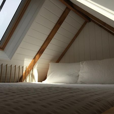 Shepherds Barn West Dean Exterior foto